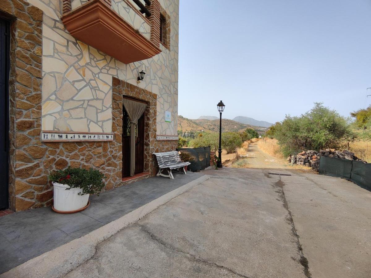 Casa Rural Sierra De Las Nieves Tolox Eksteriør bilde